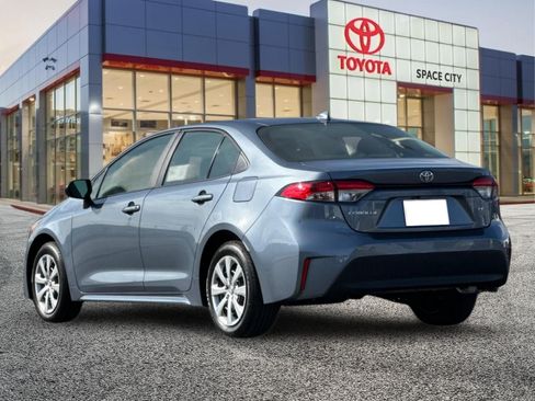 New 2026 Toyota Corolla LE FWD image 4