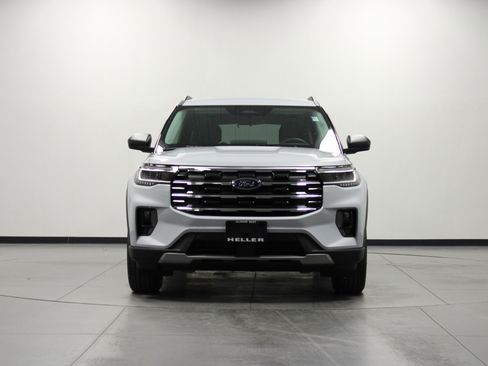 New 2026 Ford Explorer Active w/ Active Comfort Package image 9