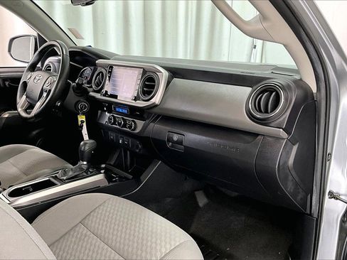 Used 2022 Toyota Tacoma SR5 image 28