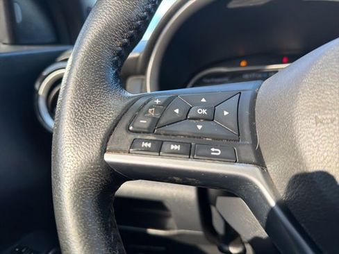 Used 2019 Nissan Kicks SR w/ SR Premium Package image 35