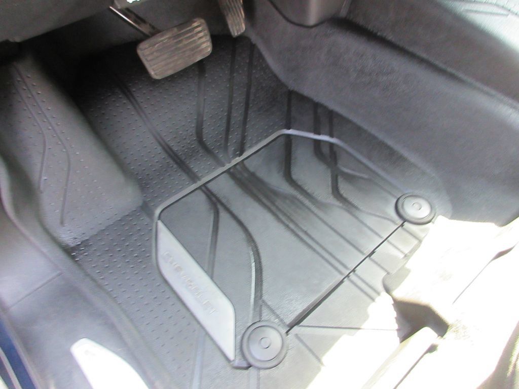 Used 2021 Chevrolet Silverado 1500 RST w/ Bed Protection Package AWD/4WD image 27