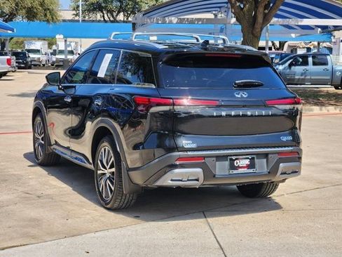 Used 2023 INFINITI QX60 Sensory w/ Cargo Package image 3