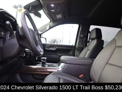 Used 2024 Chevrolet Silverado 1500 LT Trail Boss w/ Convenience Package II image 16