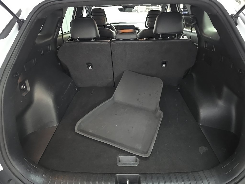 Used 2023 Kia Sportage X-Line AWD/4WD image 10