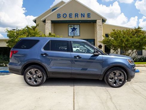 Used 2018 Ford Explorer Sport w/ Equipment Group 401A AWD/4WD image 6