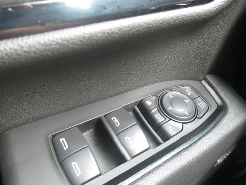 Used 2025 GMC Sierra 2500 AT4 w/ AT4 Premium Plus Package AWD/4WD image 32