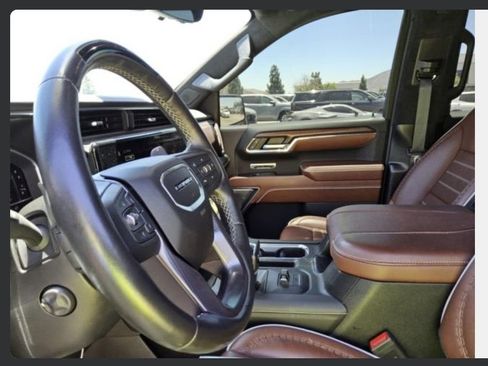 Used 2024 GMC Sierra 1500 Denali Ultimate AWD/4WD image 6