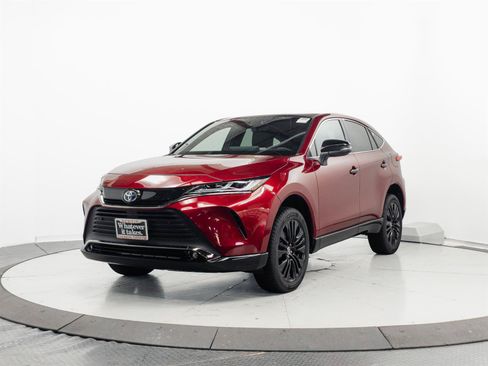 Certified 2024 Toyota Venza Nightshade AWD/4WD image 3