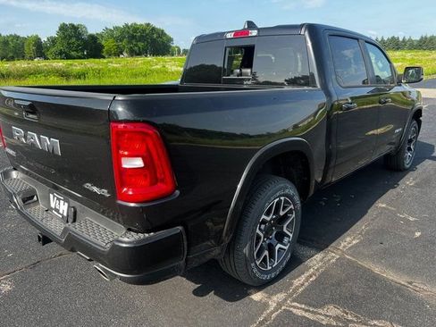 New 2025 RAM 1500 Laramie AWD/4WD image 3