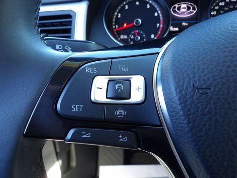 Used 2019 Volkswagen Atlas SE image 15