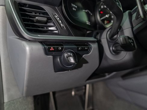 Used 2021 Porsche 911 Carrera 4S image 76