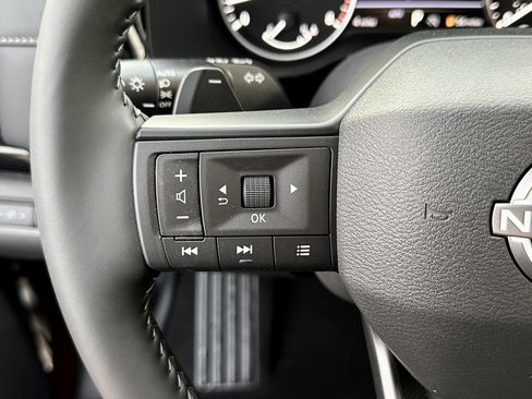 New 2026 Nissan Pathfinder SV AWD/4WD image 28