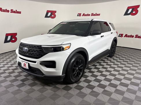 Used 2021 Ford Explorer 2WD image 2