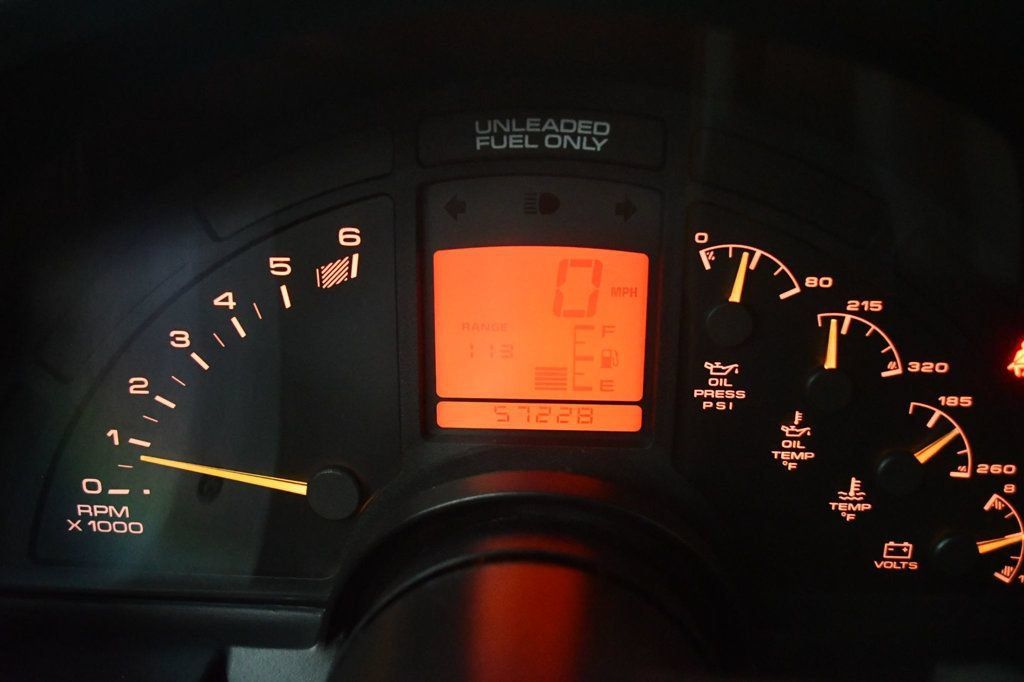 Used 1996 Chevrolet Corvette Coupe RWD image 32