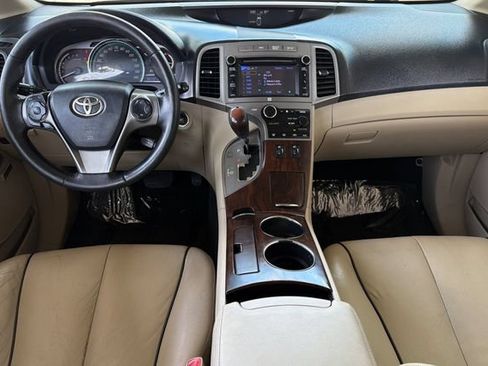 Used 2014 Toyota Venza XLE w/ XLE Premium Package FWD image 16