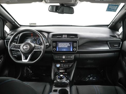 Used 2024 Nissan Leaf SV Plus FWD image 13