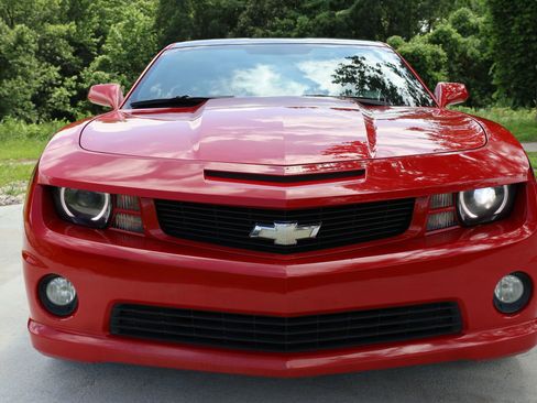 Used 2013 Chevrolet Camaro SS w/ RS Package image 8