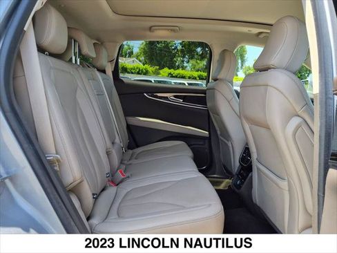 Used 2023 Lincoln Nautilus Reserve FWD image 25