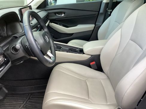 Used 2024 Honda Accord Touring image 5