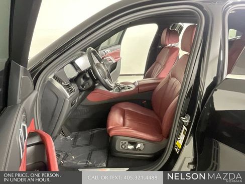 Used 2022 BMW X6 xDrive40i w/ Executive Package AWD/4WD image 11