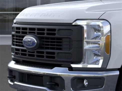 New 2026 Ford F250 XL image 17