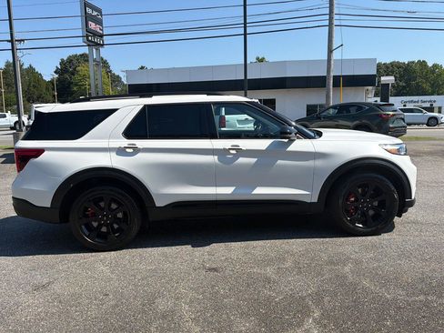 Used 2023 Ford Explorer ST w/ Equipment Group 401A AWD/4WD image 4