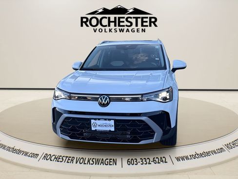 New 2026 Volkswagen Taos SEL AWD/4WD image 1