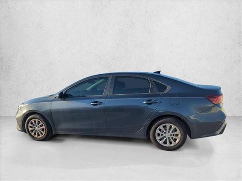 Used 2023 Kia Forte LX FWD image 5