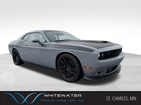 Used 2022 Dodge Challenger R/T w/ T/A Package image 1
