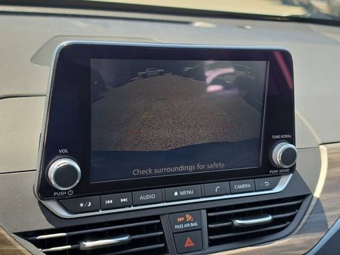 Certified 2024 Nissan Altima 2.5 SV FWD image 23