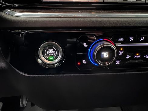 Certified 2023 Chevrolet Silverado 1500 LT AWD/4WD image 18