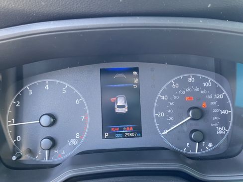 Certified 2024 Toyota Corolla Cross L image 15