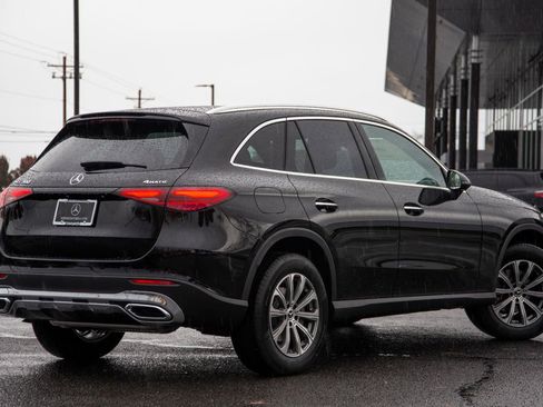 New 2026 Mercedes-Benz GLC 300 4MATIC image 8