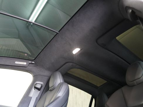 Used 2020 Tesla Model X Performance image 31