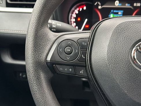 Certified 2025 Toyota RAV4 XLE FWD image 25