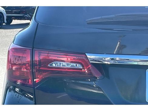 Used 2018 Acura MDX SH-AWD w/ Advance Package image 46