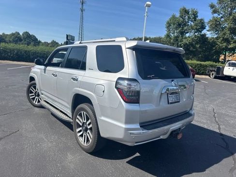 Used 2019 Toyota 4Runner Limited AWD/4WD image 7
