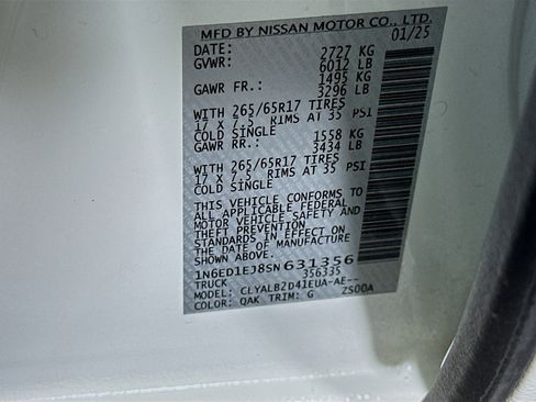 Used 2025 Nissan Frontier SV image 12