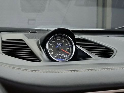 Certified 2019 Porsche 911 Carrera S RWD image 12