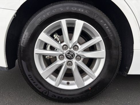 Used 2026 Toyota Camry LE FWD image 30