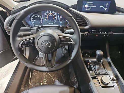 New 2026 MAZDA MAZDA3 2.5 S Sedan w/ Preferred Pkg image 17