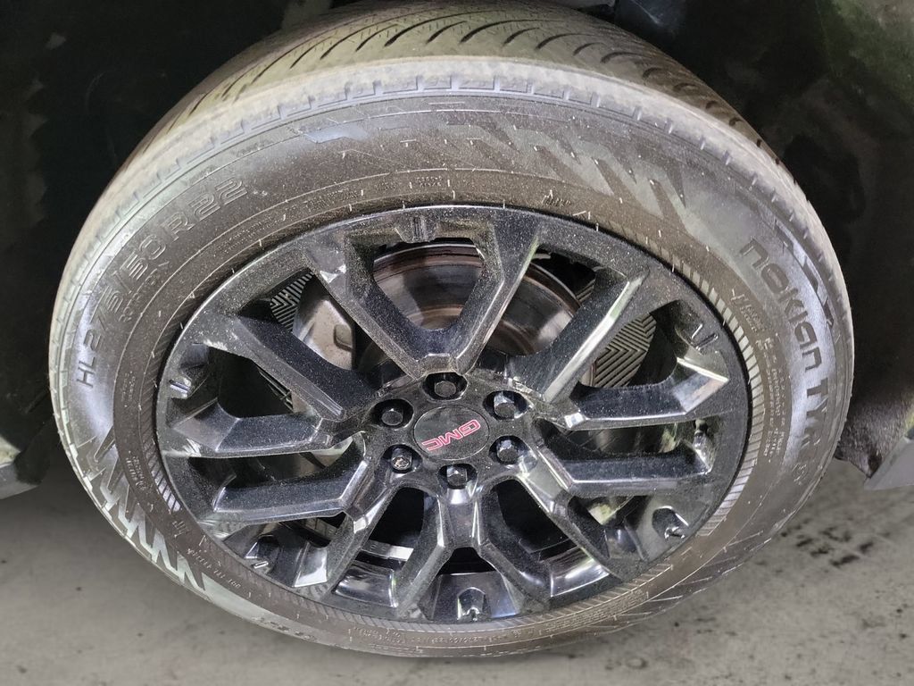 Used 2022 GMC Yukon XL SLT AWD/4WD image 10