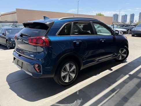 Used 2022 Kia Niro LX FWD image 4