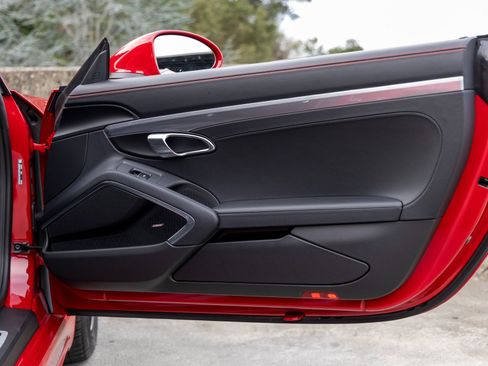 Certified 2025 Porsche 718 Cayman GT4 image 44