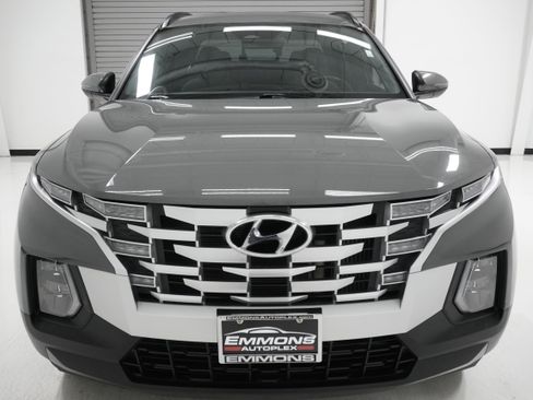 Used 2022 Hyundai Santa Cruz SEL Premium image 2