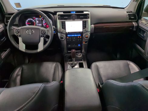 Used 2022 Toyota 4Runner Limited AWD/4WD image 32