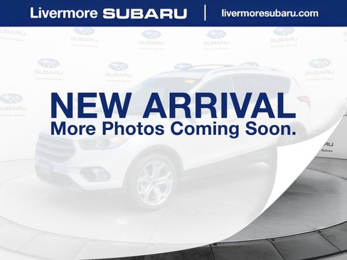 Used 2017 Ford Escape Titanium w/ Equipment Group 301A FWD image 1