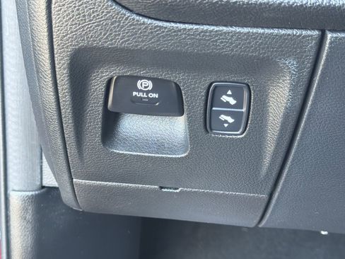 Used 2022 RAM 1500 Big Horn image 21