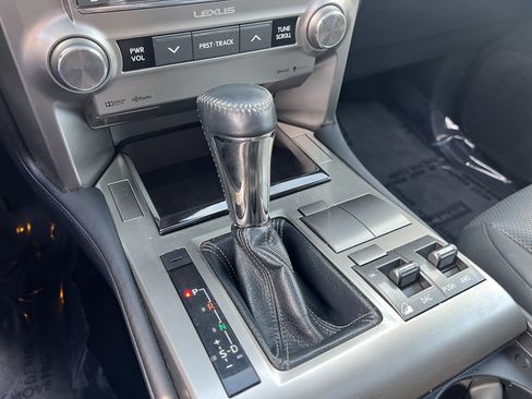 Used 2014 Lexus GX 460 image 24