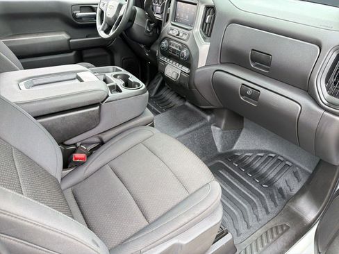 Certified 2025 Chevrolet Silverado 1500 W/T RWD image 31
